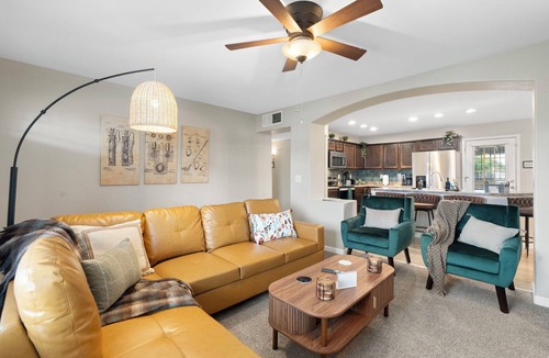 Surrey Heights House | Private Pool Oasis. Perfect for Summer & Family Visits