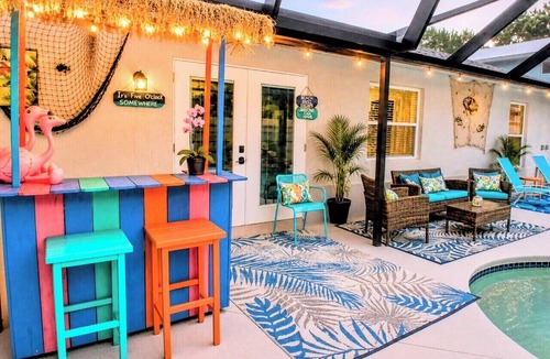 Vero Beach House | Private Resort Retreat Heated Pool, Spa & Tiki Bar Pets ok Beaches nearby