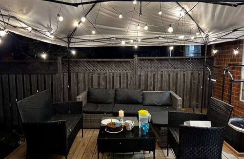 Milton Apartment | Private Studio- Cozy, Comfort,Convenience
