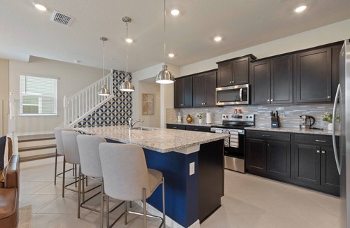 Four Corners House | PROMO Enchanted Wonderland 5 BR Townhouse in Windsor Cay - Blue Sky Villas