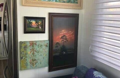 Merritt Island Boat Rental | Pura Vida- Floating Home