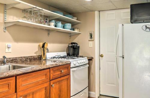 Bourne Apartment | Quaint & Convenient! Cape Cod Apt Near Canal