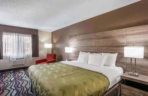 Southwest Area Hotel | Quality Inn Cedar Rapids South