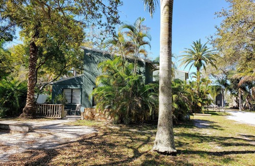 South Pinellas Community Council House | Quality stay at a cheaper price.