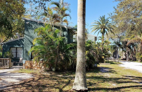 South Pinellas Community Council House | Quality stay at a cheaper price.