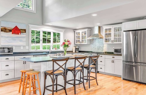 Quechee House | Quechee House with Hot Tub & Panoramic Views