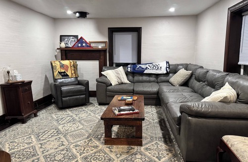 Orrtanna House | Quiet and secluded, Civil War-era log farmhouse near Historic Gettysburg for 8