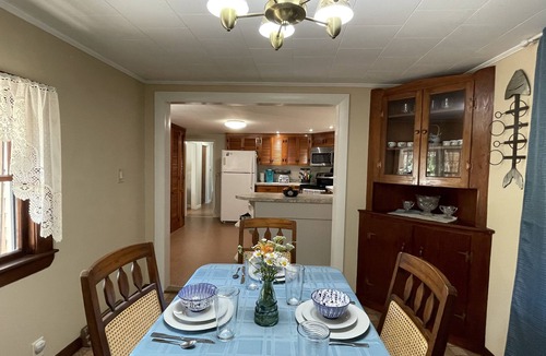 Kennebunkport Cottage | Quiet Cottage surrounded by beaches, restaurants, hiking, shops & Kennebunkport