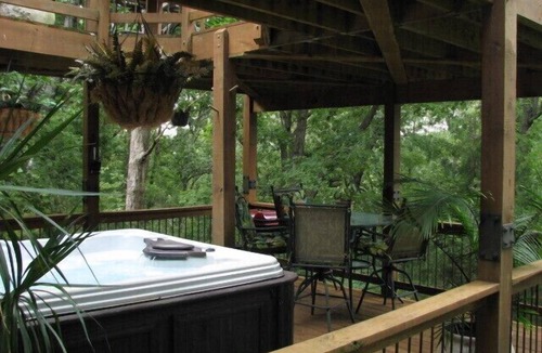 Sylvan Shores Apartment | Quiet, Private, Relaxing, With HOT TUB and Adventures