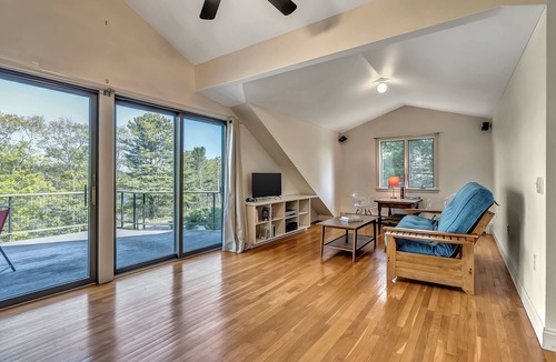Boothbay House | Quiet Retreat with Yard, Damariscotta River Views, and Dock Access!