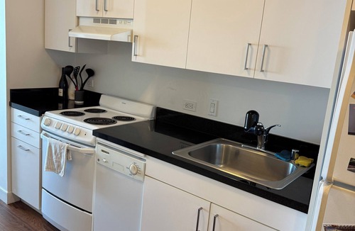 Downtown San Francisco Apartment | Quiet & Secure Apartment, Concierge, Gym & City Views