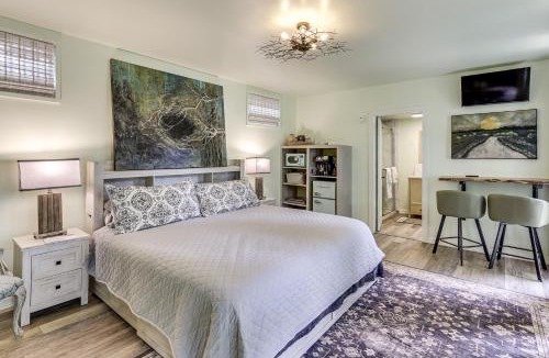 Enfield Apartment | Quiet Tree-Lined Yard & EV Charger: Near I95