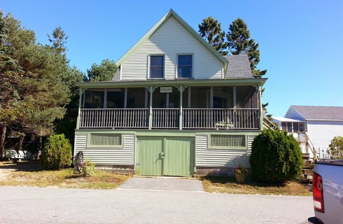 Ocean Park Cottage | Quintessential Ocean Park Beach Cottage