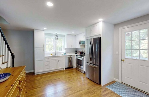 Dennis House | Quintessential Cape Cod Home. Beautiful Beaches, Chip Shot to Golf and Town