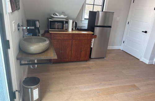 Cleveland Park House | Rare Luxury Spacious City Suite