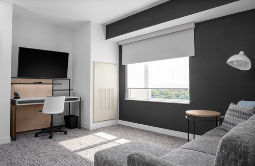 Clearwater Hotel | Relax and Unwind! 3 Relaxing Units, Free Breakfast, Free Parking, Pets Allowed