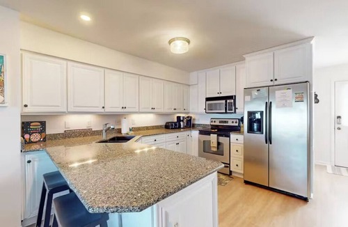 Fenwick Landing House | Relax at Bay Breeze, a fully equipped 3BR oasis, just a mile to amazing beaches!