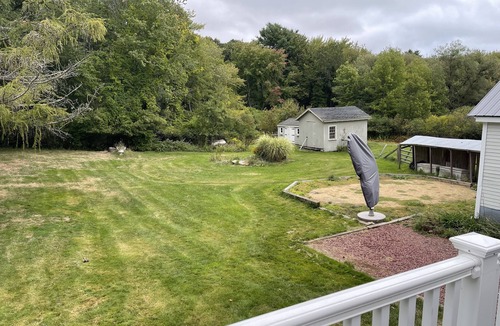 North Hampton House | Renovated 2 Bedroom House - Walk to Beach