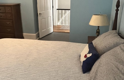 Hancock House | Renovated Farmhouse located near the C and O Canal