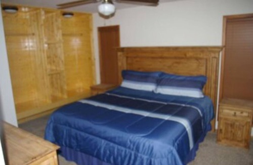 Ridgedale Resort | Rent Your Own Resort On Table Rock Lake
