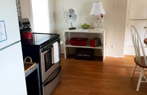 Biglerville House | Rested Rooster Maisonette! Near Gettysburg and Cashtown Inn Sleeps 6