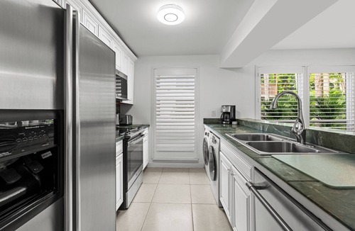 Hunt Club House | Restoration Hardware PGA National Private Entrance Condo - Corner Unit