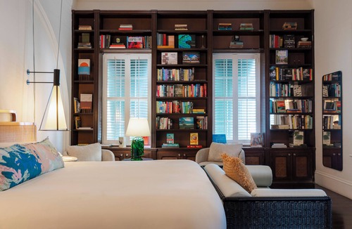 Historic Seaport Hotel | Ridley House - Key West Historic Inns