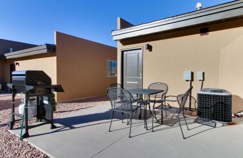 Moab South Valley House | Rim View 7