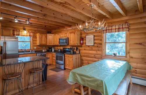 Sunday River Area House | River Ridge Lodge w/Fireplace and Hot Tub!
