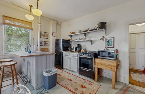 Wiscasset Condo | Riverfront condo w/deck overlooking the water - steps to dining & shopping