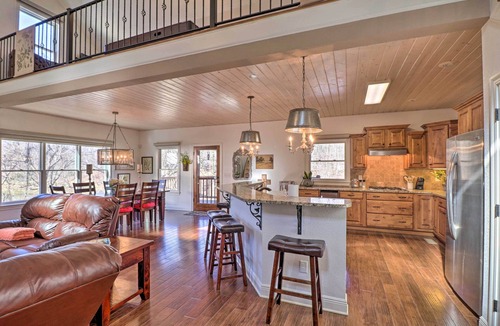 Heber Springs Cabin | Riverfront Heber Springs Home: Spacious Deck!
