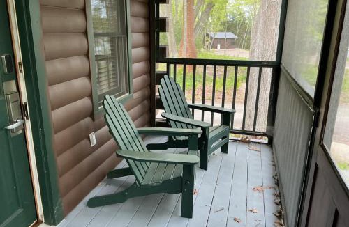 Cushing House | Rivers Edge Cabins - Deer Run
