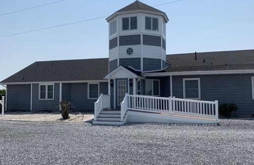 Fishing Creek House | Riverside Lodge Bed & Breakfast on the Honga River UNIT C