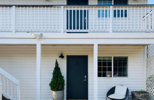 Husum Bed & Breakfast | RubyJune Inn