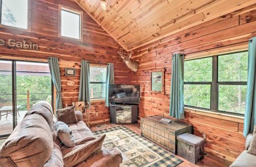 Norfork House | Rural Wooded Cabin Near Trophy Trout Fishing!
