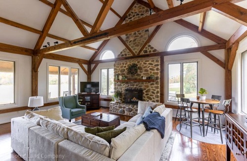 Hood Other | Rustic Farmhouse on Large Farm with Mountain & River Views