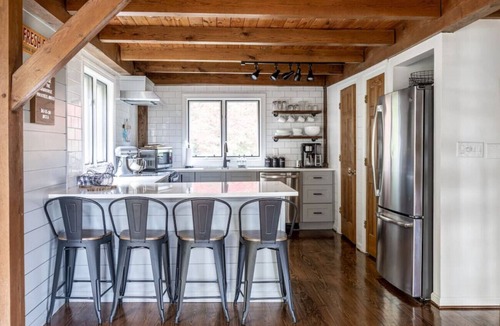 Hood Other | Rustic Farmhouse on Large Farm with Mountain & River Views