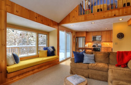 Rangeley Condo | Saddleback- White Birch Condo 36- Pet Friendly