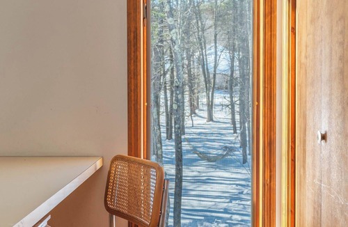 Windham Cabin | SaltBox Lodge: Windham | Privacy | Family Friendly