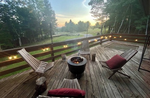 Windham Cabin | SaltBox Lodge: Windham | Privacy | Family Friendly