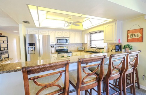 Crescent Beach Condo | Sand Dollar 2-201 Direct Oceanfront Corner Unit