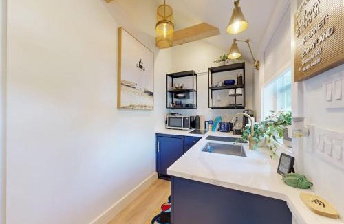 East Chop Apartment | Sankofa Studio