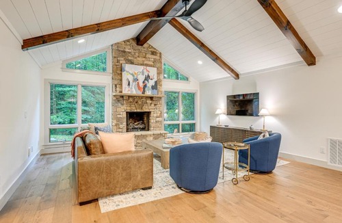 Cashiers House | Sapphire Home w/Fireplace Near Skiing & Hiking!