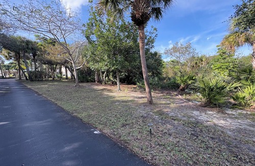 Jensen Beach Apartment | Savannah 2-Bed 1-Bath Apartment