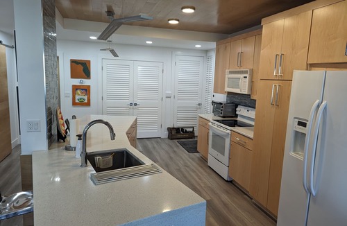 Sawgrass Condo | Sawgrass beach front condo with pool.Minutes from TPC.