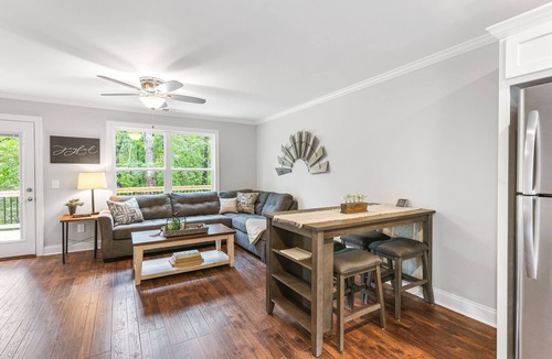 Helen House | Scenic Yonah Mountain View ★ Downtown Helen Family Getaway
