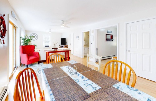 Boothbay House | Secluded, dog-friendly home with deck, grill & high-speed WiFi - quiet location