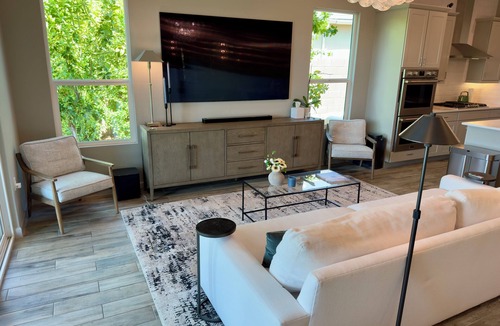 Glen Eagle House | Secluded Home with Desert Views on Phoenix/Scottsdale Border