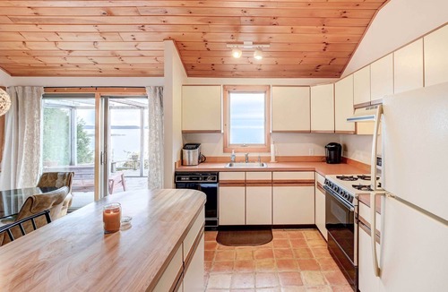 Jonesport Cottage | Serene Jonesport Escape: Deck w/Water Views!