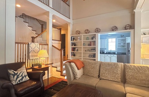 Town of Copake House | Serene Lakefront Escape - Private Dock & Screened Gazebo